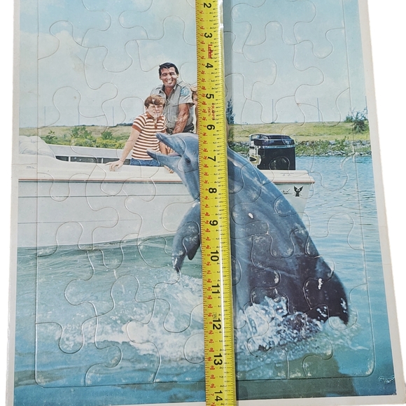 Flipper 1965 Frame-Tray Puzzle - Picture 4 of 5